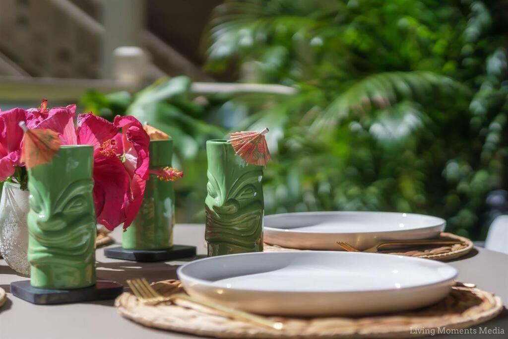 Апартаменты Aloha Moon - A Chic And Dreamy Modern Tropical Hideaway! Уэйлея Экстерьер фото
