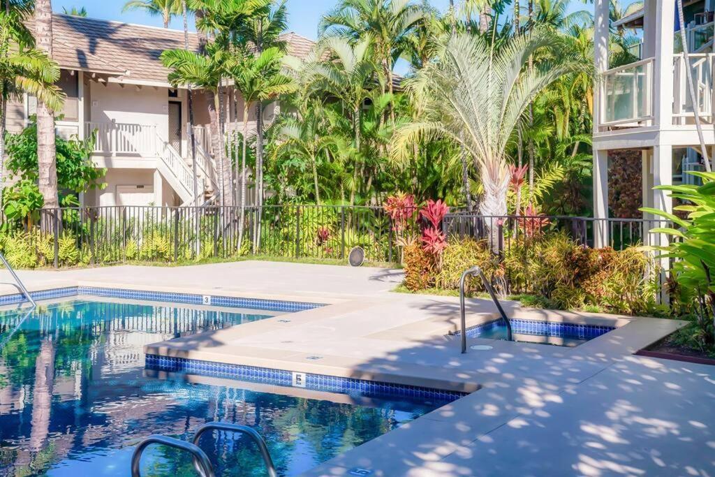 Апартаменты Aloha Moon - A Chic And Dreamy Modern Tropical Hideaway! Уэйлея Экстерьер фото